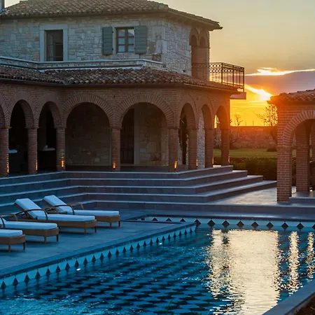 Luxurioese Don Giordano Im Toskanischen Stil Mit Pool, Weinbergblick Und Olivenhainen In Istrien Willa Ferenci