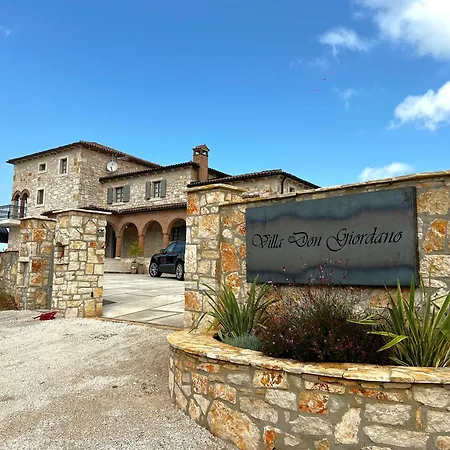 Luxurioese Don Giordano Im Toskanischen Stil Mit Pool, Weinbergblick Und Olivenhainen In Istrien Willa *