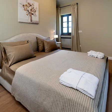Luxurioese Don Giordano Im Toskanischen Stil Mit Pool, Weinbergblick Und Olivenhainen In Istrien Willa