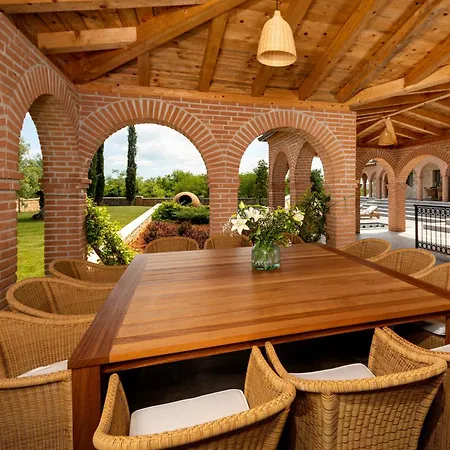Luxurioese Don Giordano Im Toskanischen Stil Mit Pool, Weinbergblick Und Olivenhainen In Istrien Willa *